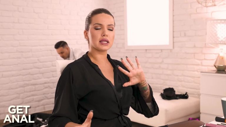 Big Ass MILF Crystal Richi Intense Anal Sex with Big Fat Dick