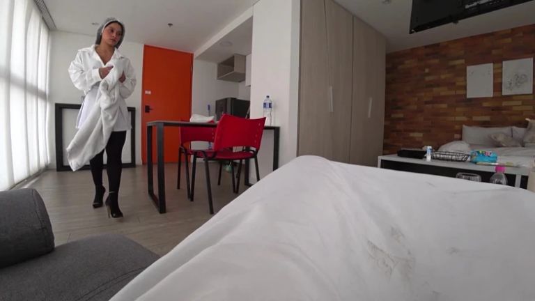 Public Dick Flash. Hotel Maid Watching Me Jack off and Showed Me Her Big Latina Ass.