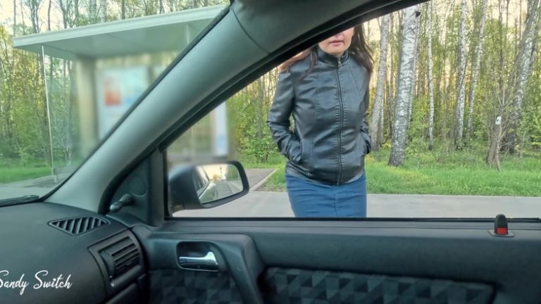 Pretty Hitchhiker Seduces Driver and Gives Blowjob at 93 Mph