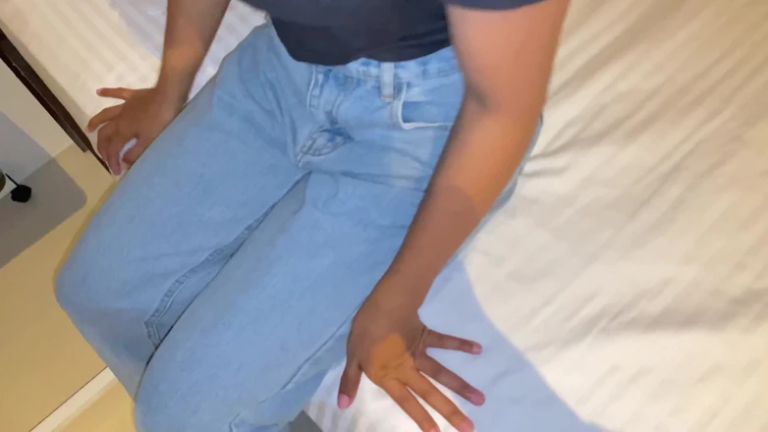 Filipina Girl Wants to Get Creampie