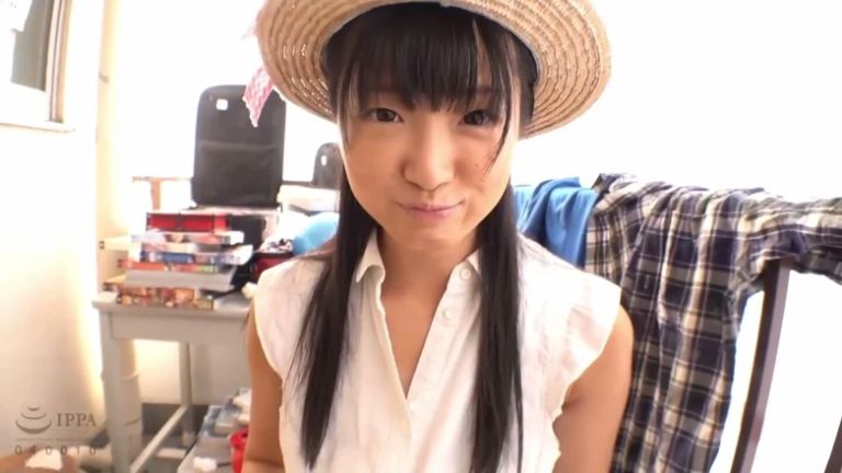 Videos of Beautiful Girls Tanning in an Apartment Complex - 6