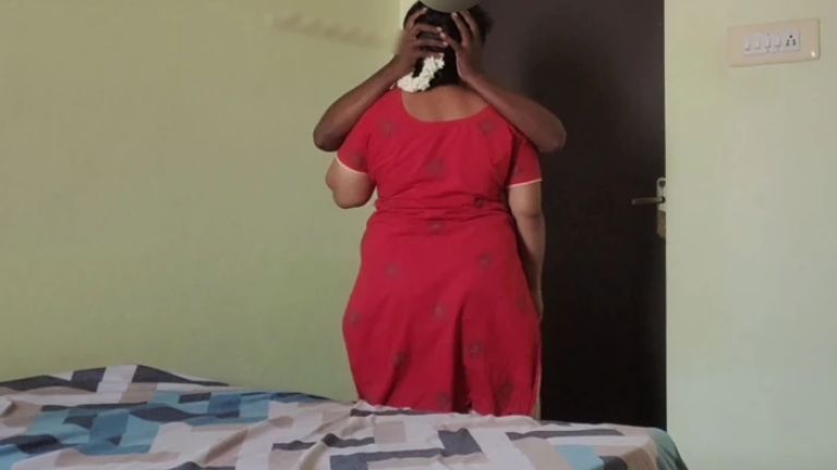 Sexy Body Desi Housewife Removing Her Dress Sucked Her Tits & Fucking Her Hard