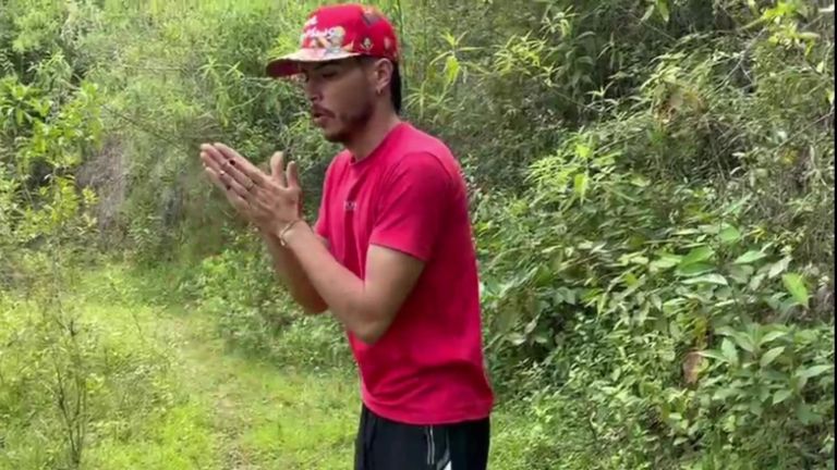 On a Workout Morning, I Find a Beautiful MILF and Fuck Her in the Mountains - Porn in Spanish