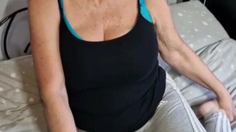 Horny Gym GILF