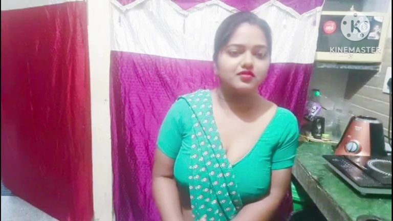 Full Service Desi Maid Fucked in the Kitchen - Tamil Hot Video with Dirty Talking