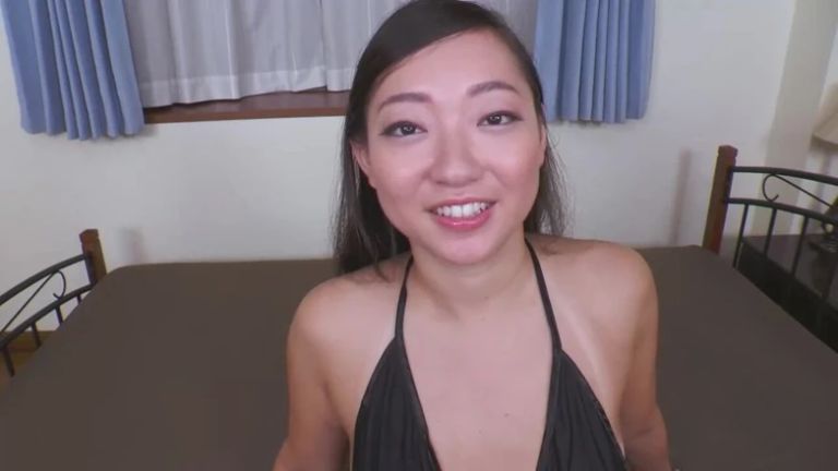 Woman Has Sex with Two Men Directly After Sunbathing