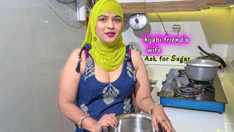 69 Pose- Muslim Hijabi Neighbor Came for Sugar.i Fuck Her with Exchange of Sugar.
