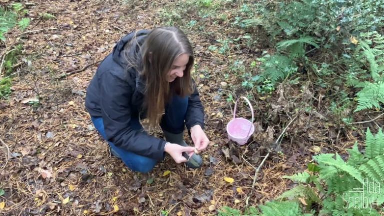 Collecting Wild Mushrooms Ends in the High Seat Fuck!! - Old College Friend Gets Blown and Takes Me Doggy!